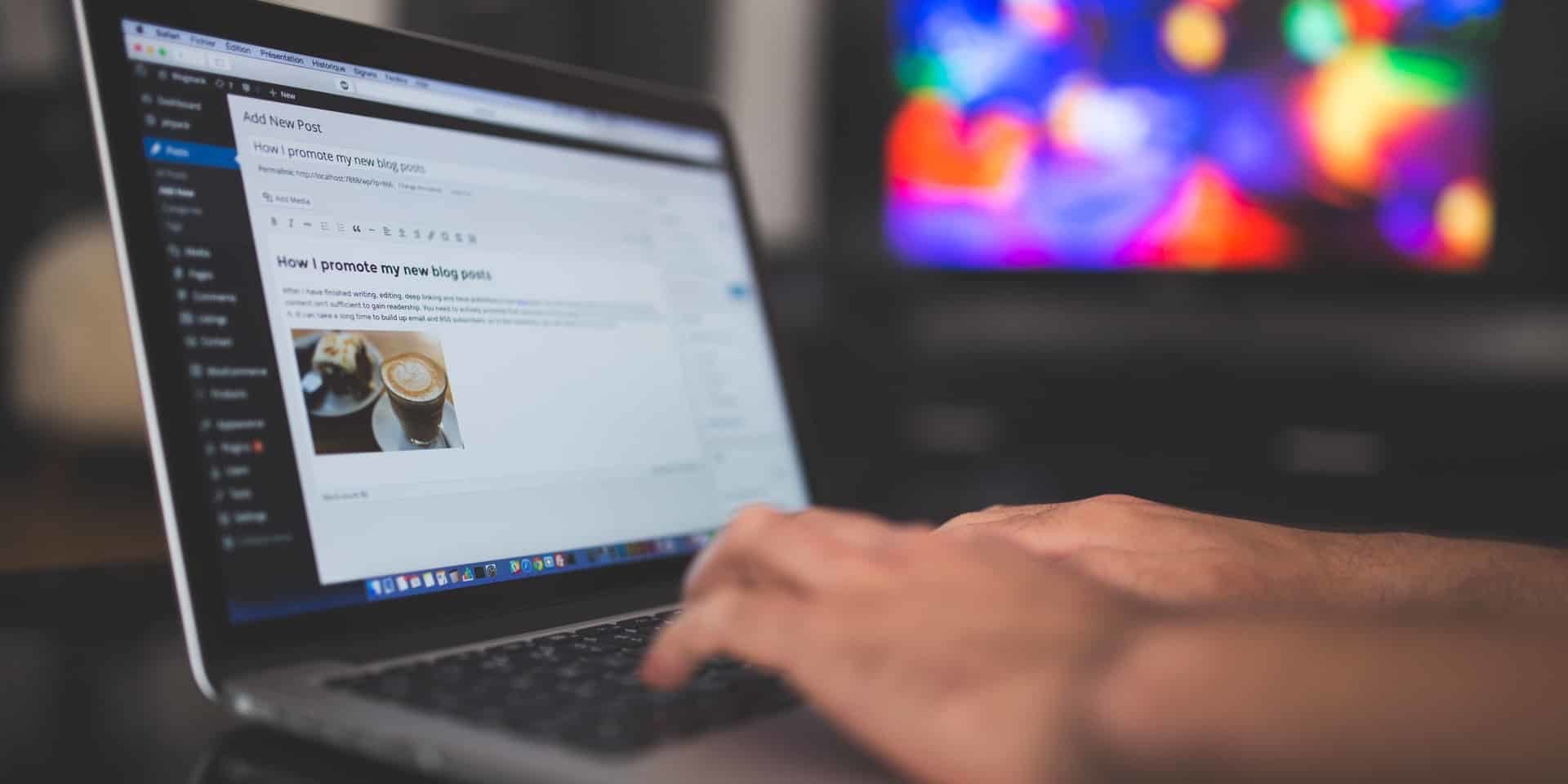 blogging-blur-business-communication-261662